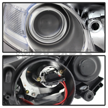 Xtune Headlight Assembly 9038464-2