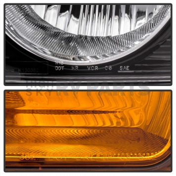 Xtune Headlight Assembly 9035401-2