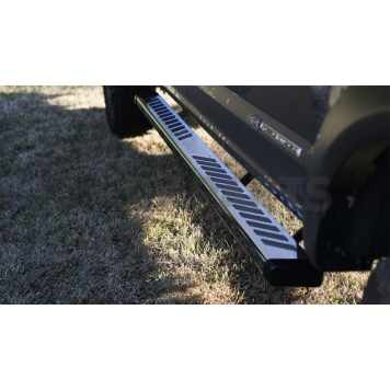 Lund International Running Board Polished Steel Stationary - 28665035