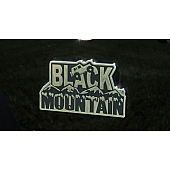 Black Mountain Emblem - Black - BM420392
