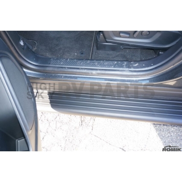 Romik USA Running Board Black Anodized Aluminum Stationary - 22392419-3
