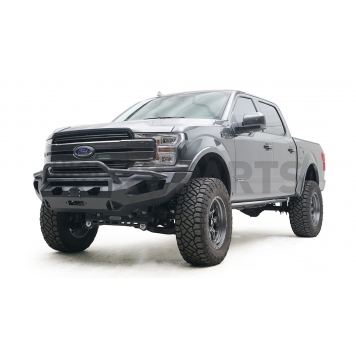 Fab Fours Bumper Vengeance 1-Piece Design Steel Black - FF18X4552B