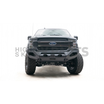 Fab Fours Bumper Vengeance 1-Piece Design Steel Black - FF18X4551B-1