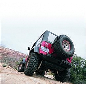 Warn Bumper Rock Crawler 1-Piece Design Steel Black - 87700
