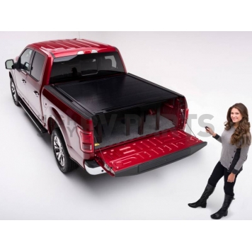 Retrax Tonneau Cover Hard Power Retractable Black Matte Powder Coated Polycarbonate Plastic - 70481-4