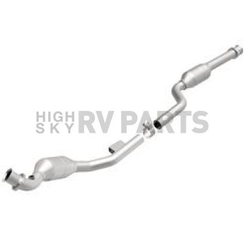 Magnaflow Direct Fit OEM Grade OBDII Catalytic Converter - 51422