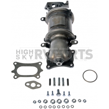 Dorman OE Solutions Exhaust Manifold - 673-146-2