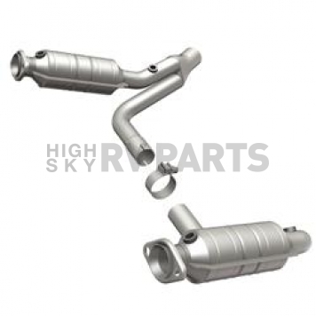 Magnaflow Direct Fit 48 State Catalytic Converter - 24398