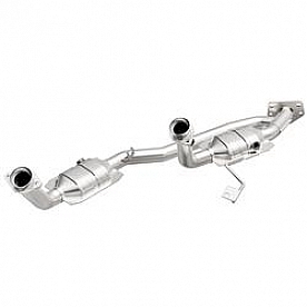 Magnaflow Direct Fit 48 State Catalytic Converter - 23083