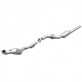 Magnaflow Direct Fit OEM Grade OBDII Catalytic Converter - 51823
