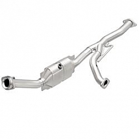 Magnaflow Direct Fit OEM Grade OBDII Catalytic Converter - 49678