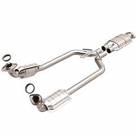 Magnaflow Direct Fit 48 State Catalytic Converter - 23351
