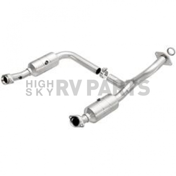 Magnaflow Direct Fit OEM Grade OBDII Catalytic Converter - 49672