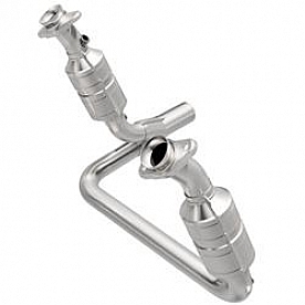 Magnaflow Direct Fit OEM Grade OBDII Catalytic Converter - 51770