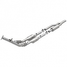 Magnaflow Direct Fit OEM Grade OBDII Catalytic Converter - 49873