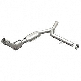 Magnaflow Direct Fit OEM Grade OBDII Catalytic Converter - 49706
