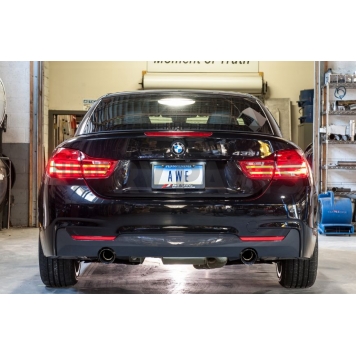 AWE Tuning Exhaust Touring Edition Axle-Back System - 3010-33030-5