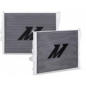 Mishimoto Radiator RADE46323A