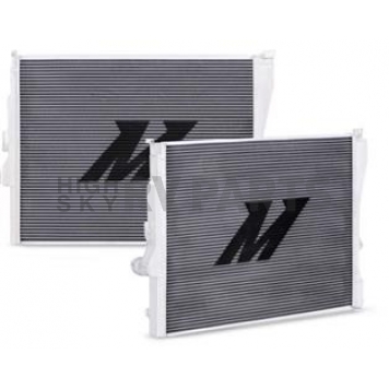 Mishimoto Radiator RADE46323A
