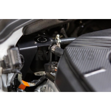 Mishimoto Catch Can - MMBCC-VLSTR-19PBE-6