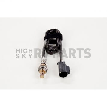 Bosch Oxygen Sensor - 18042