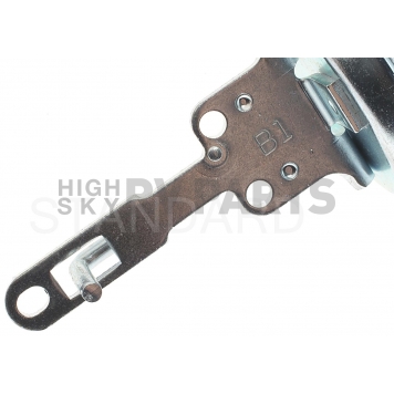 Standard Motor Eng.Management Distributor Vacuum Advance VC24A-2