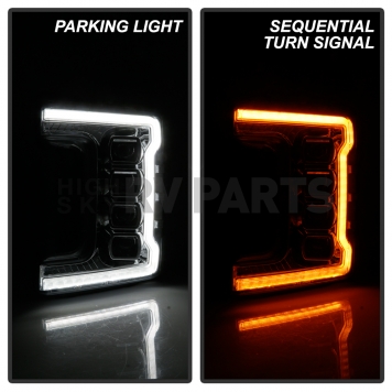 Spyder Automotive Headlight Assembly Set Of 2 - 5087447-8