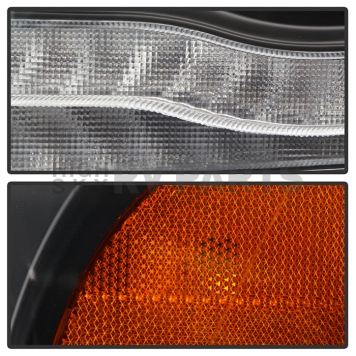 Spyder Automotive Headlight Assembly Set Of 2 - 5087393-4