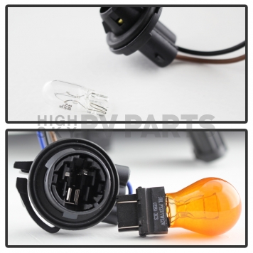 Xtune Headlight Assembly Set Of 2 - 9023781-6