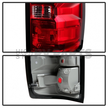 Xtune Tail Light Assembly Single - 9031922-3
