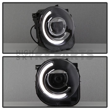 Xtune Headlight Assembly Set Of 2 - 9039720-7