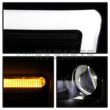 Spyder Automotive Headlight Assembly Set Of 2 - 5087478-7