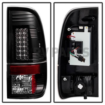 Spyder Automotive Tail Light Assembly LED Set Of 2 - 5003898-3
