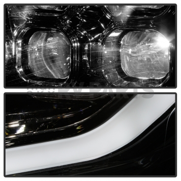 Spyder Automotive Headlight Assembly Set Of 2 - 9049934-7