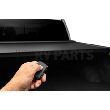 Roll-N-Lock Tonneau Cover 131E-XT-15