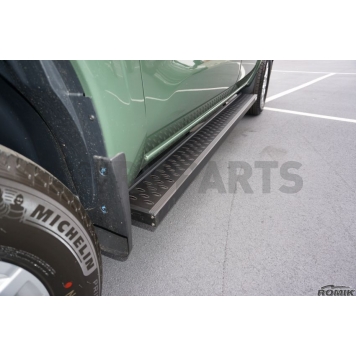 Romik USA Running Board 81823429-4
