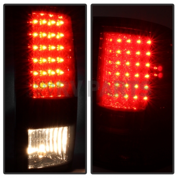 Xtune Tail Light Assembly - LED 9025594-4