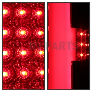 Xtune Tail Light Assembly - LED 5082220-6