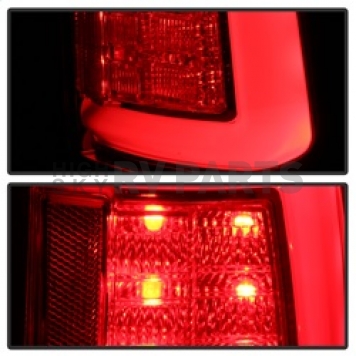 Spyder Automotive Tail Light Assembly - LED 5084040-8