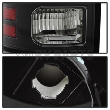 Spyder Automotive Tail Light Assembly - LED 5084057-5
