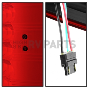 Xtune Tail Light Assembly - LED 9032820-5