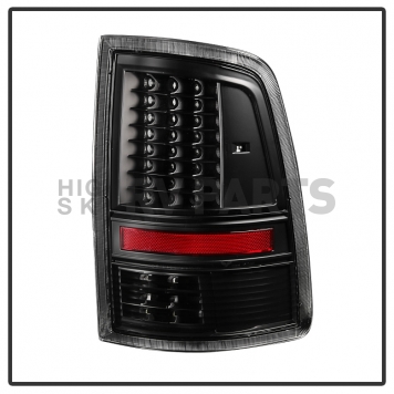 Xtune Tail Light Assembly - LED 9036378-2