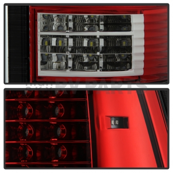 Xtune Tail Light Assembly - LED 9037498-3