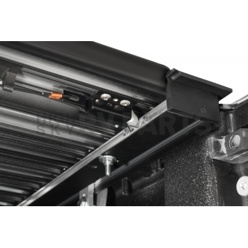 BAK Industries Hard Manual Retractable Tonneau Cover - R25410T-10