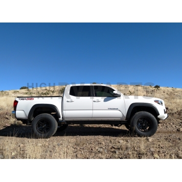 Daystar Lift Kit Body - Front Lift 2 Inch - Rear Lift 2 Inch - PA5612-3
