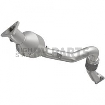 Magnaflow Direct Fit OEM Grade OBDII Catalytic Converter - 52586