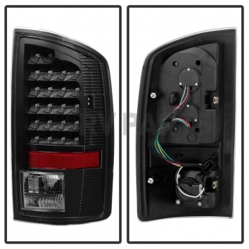 Xtune Tail Light Assembly - LED 5072979-1