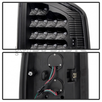 Xtune Tail Light Assembly - LED 5072979-2