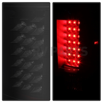 Xtune Tail Light Assembly - LED 5077493-3