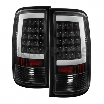 Xtune Tail Light Assembly - LED 5081551